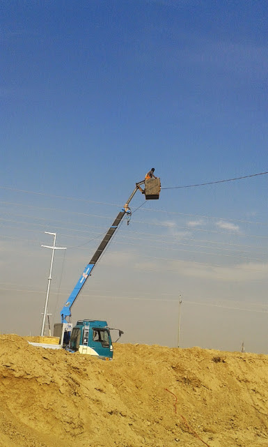 Construction of electrical poles and installation of foundations in the Majnoon, Bazargan and Halfaya oil fields