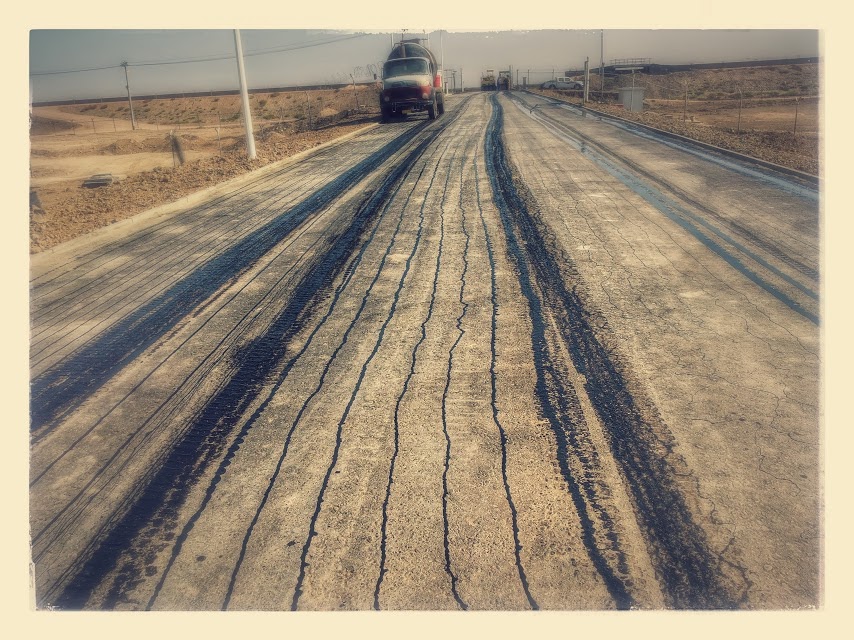 Asphalt paving and planning in the Majnoon, Bazargan and Halfaya oil fields